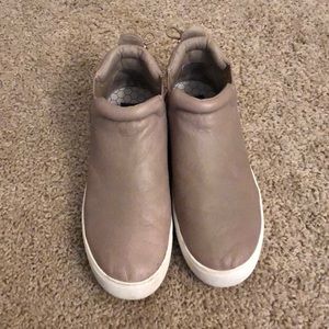 Dolce Vita Slip-on sneakers